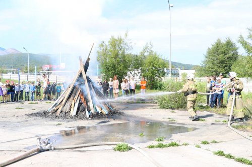 "ВОЗГОРАНИЕ" В ЛАГЕРЕ "СНЕЖНЫЙ" ПОТУШЕНО В СЧИТАННЫЕ СЕКУНДЫ.