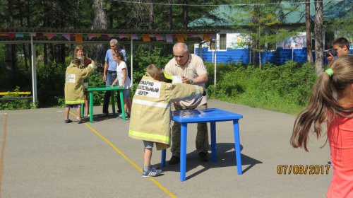 ОСТРОВИТЯНЕ СОБИРАЛИ РУКАВНУЮ ЛИНИЮ.